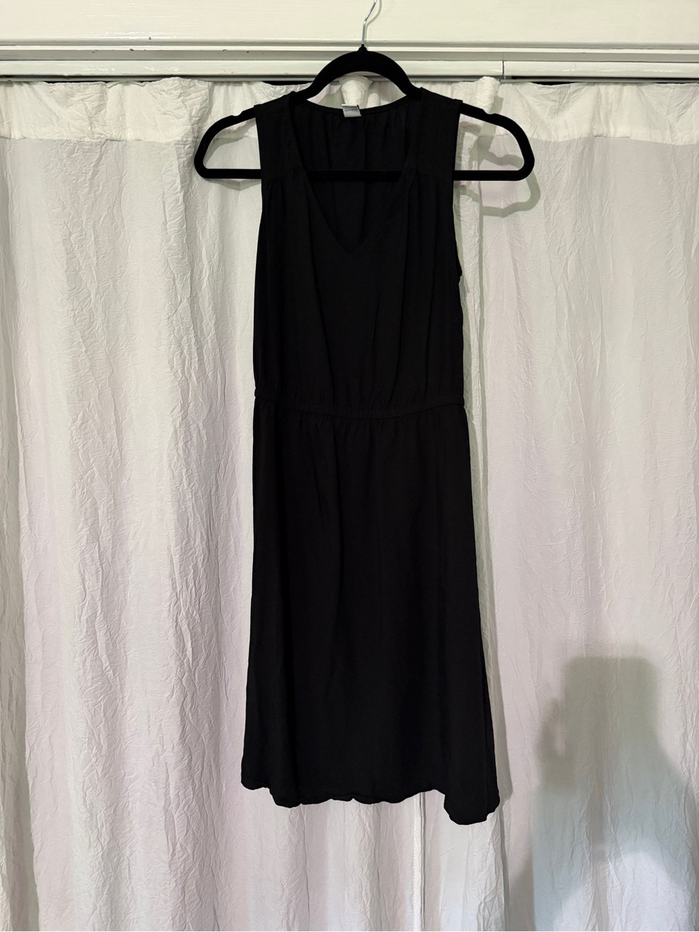 Old Navy Black Sleeveless Midi Dress